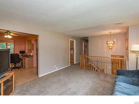 4th image of 5 Suttie Ave
