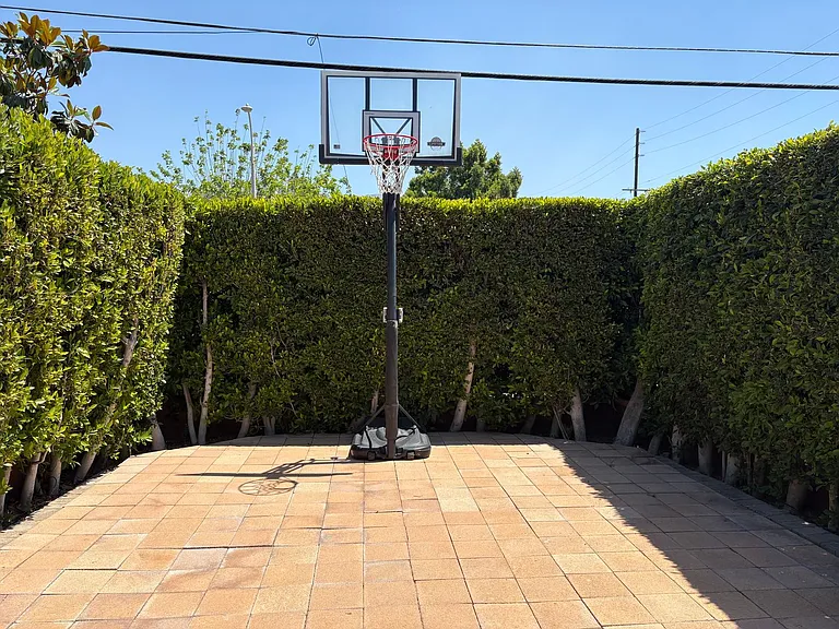 12859 Fenton Ave — Photo 46