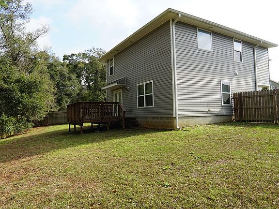 4th image of 2102 Waltham St