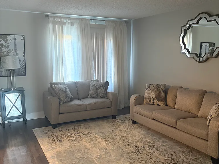 1219 Captain Adams Ct — Photo 7