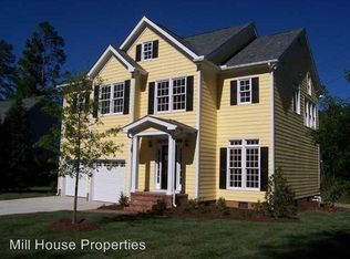 107 Blakely Dr, Chapel Hill, NC 27517