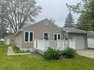 1211 Duluth Ave N, Thief River Falls, MN, 56701