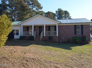 394 Brookwood Dr, Forsyth, GA 31029