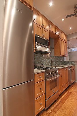 2nd image of 225 W 10th St APT 2A
