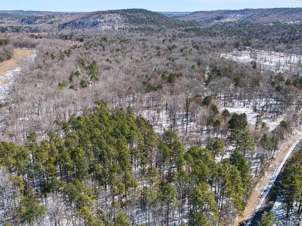3101 Bradfield Rd, Russellville, AR 72802