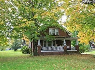 36600 Maple Grove Rd, Willoughby Hills, OH 44094