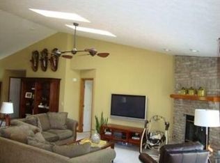 9191 Country Pond Trl, Miamisburg, OH 45342