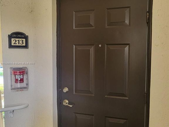 4th image of 11403 NW 89th St APT 213