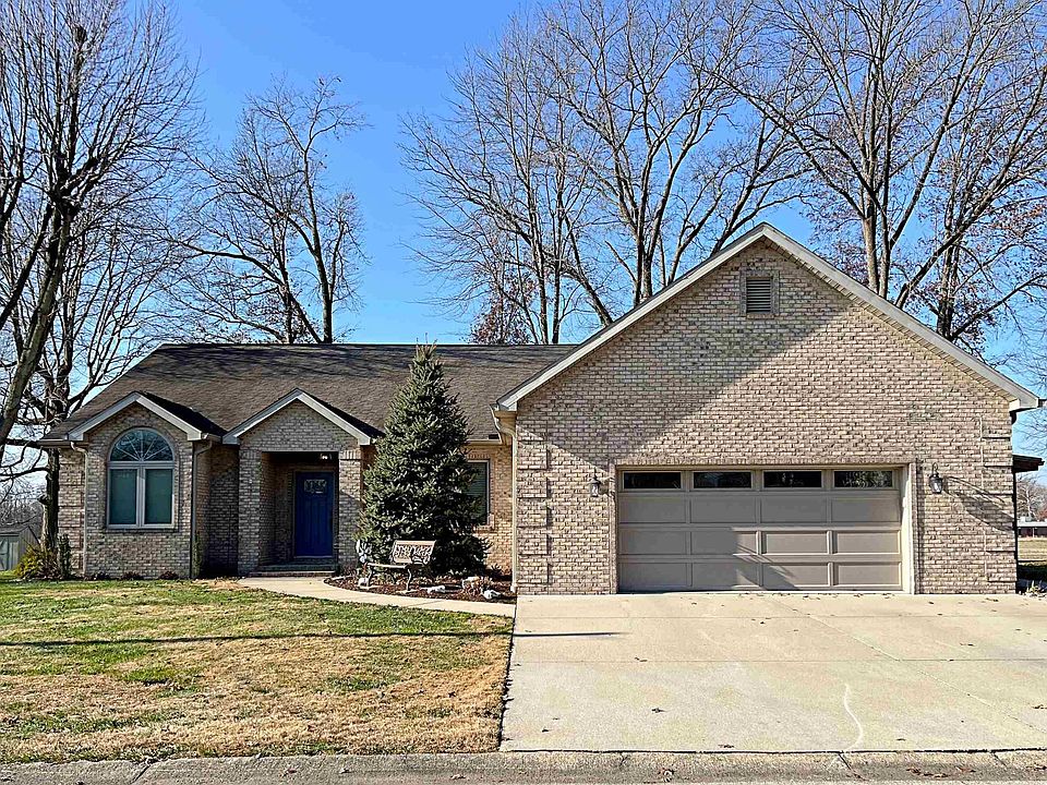 1st image of 250 Willow Ln