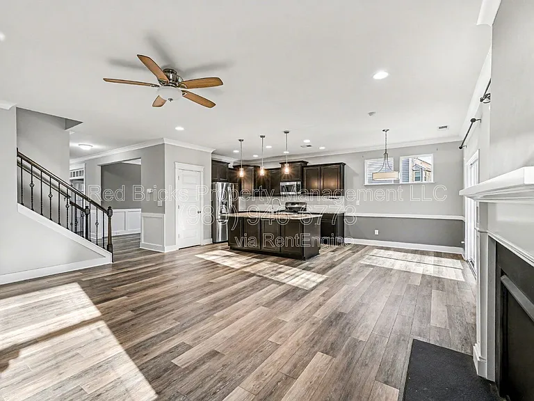 149 Kingston Dr — Photo 12