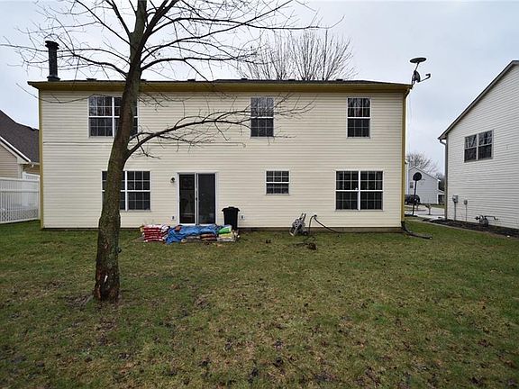 2nd image of 732 Charter Woods Dr