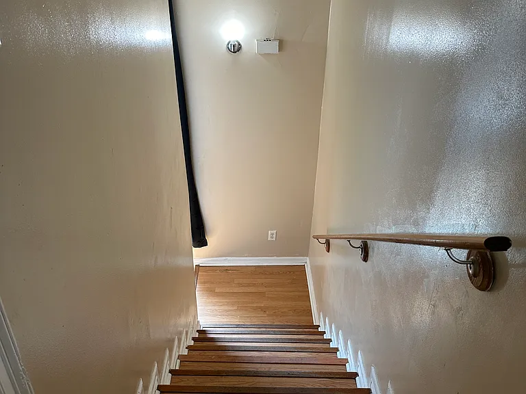 1020 Jesse St — Photo 10