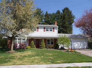 239 Green Lane Dr, Camp Hill, PA 17011