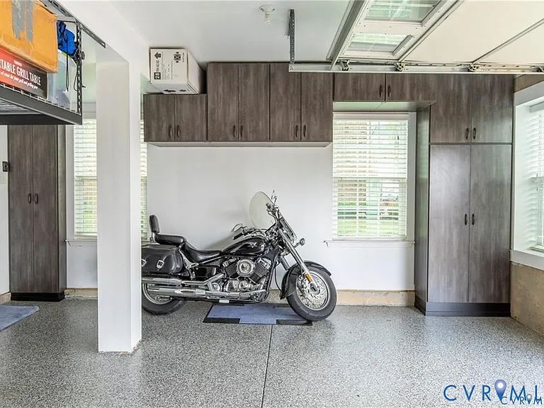 411 Siena Ln — Photo 47