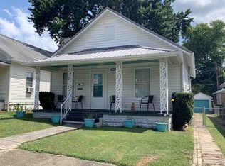 1026 Thornburg St, Huntington, WV 25701