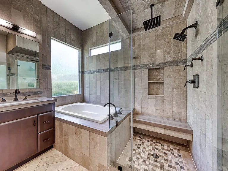 2122 Mooreview St #1 — Photo 20