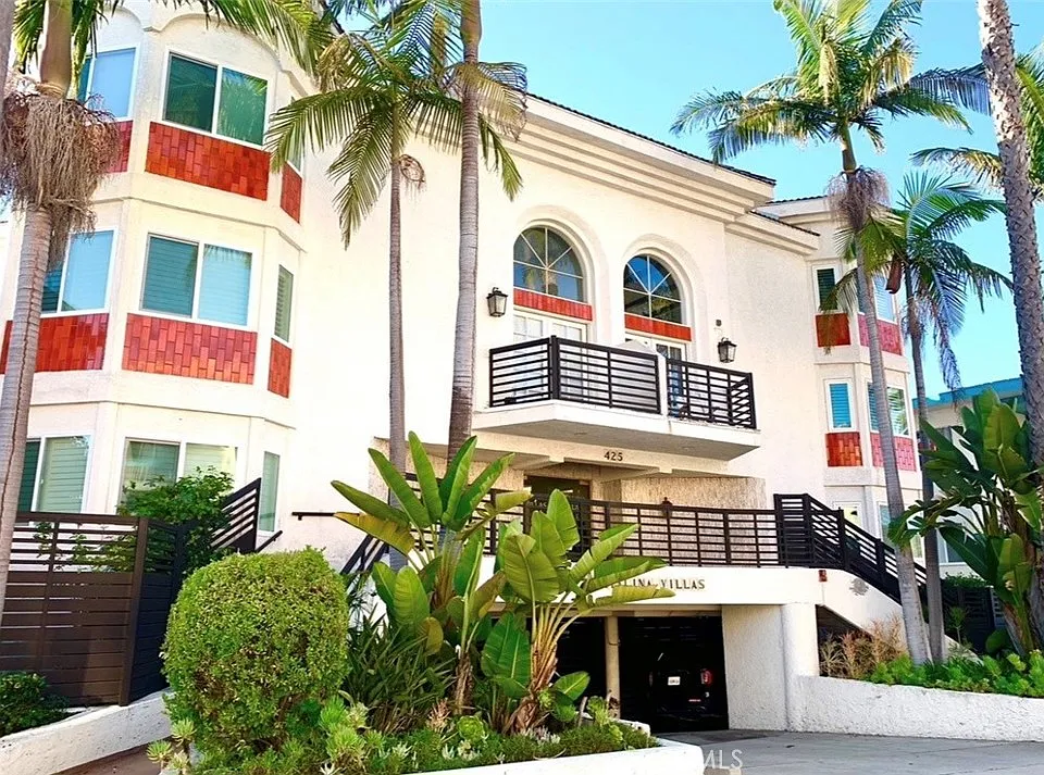 425 S Catalina Ave #4