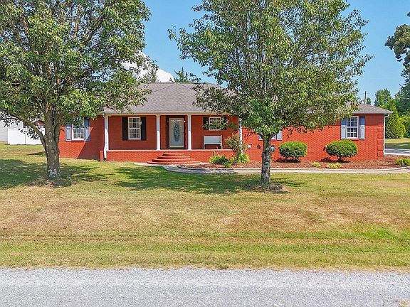 2nd image of 626 Brown Rd