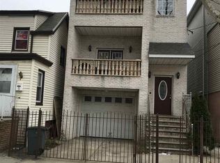 11 Pamrapo Ave, Jersey City, NJ 07305