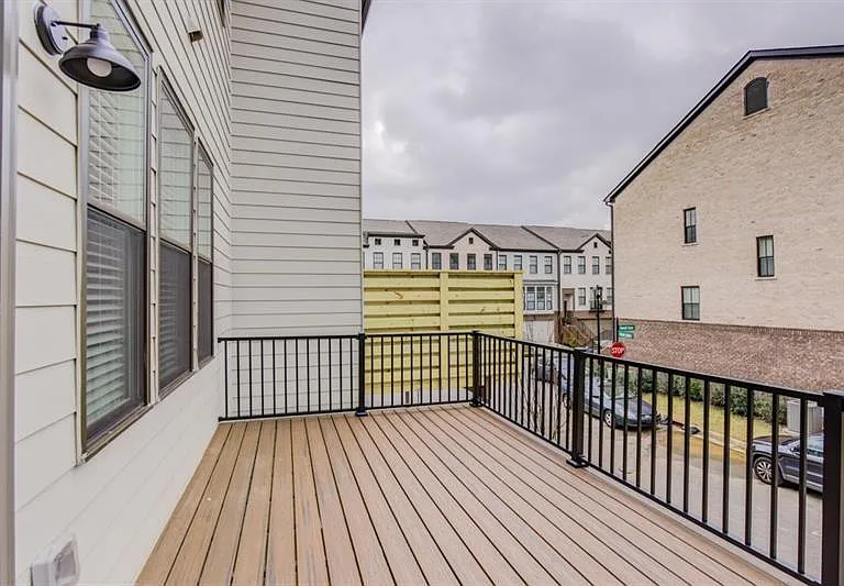 4304 Walsh Dr — Photo 32