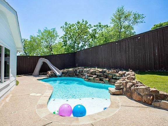 2nd image of 641 Furlong Dr