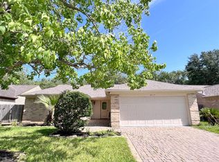 3107 E Heatherock Cir, Sugar Land, TX 77479