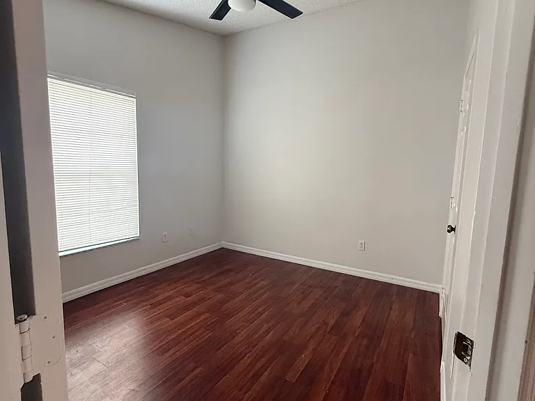 8467 Fort Thomas Way — Photo 6