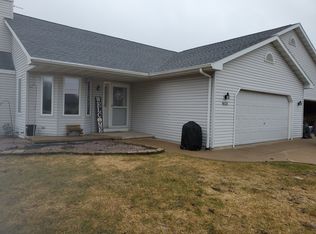 W6772 School Rd, Greenville, WI 54942