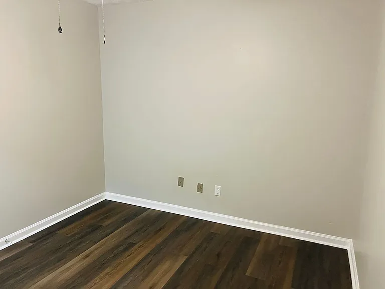 145 Pine Ter — Photo 18