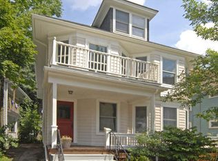 28 Ashcroft St #2, Jamaica Plain, MA 02130