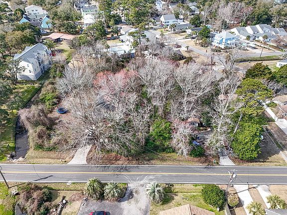 2nd image of 417 3rd Ave. S