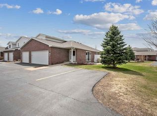 1903 Riverside Dr UNIT F, Suamico, WI 54313