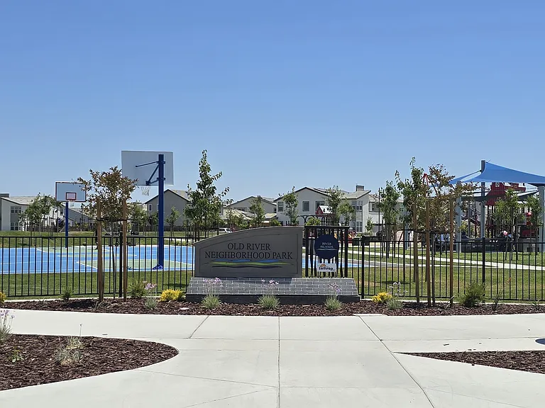 3217 Shrute Dr — Photo 28