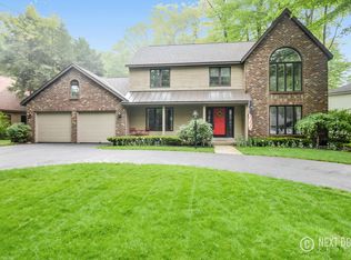 1133 Silverstone Rd, Holland, MI 49424