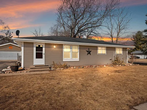 289 S Grove St, Berlin, WI 54923