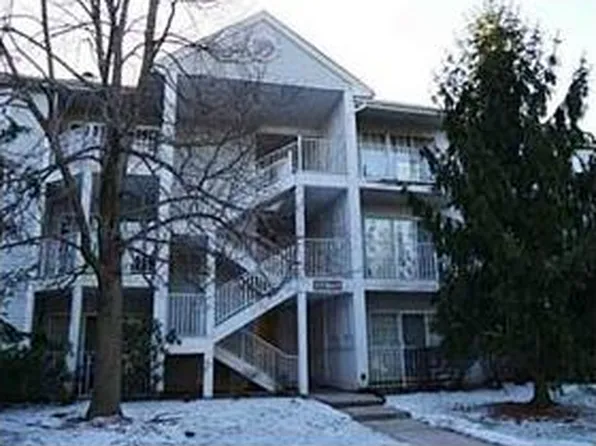 33 Rachel Ct #461, Franklin Park, NJ 08823