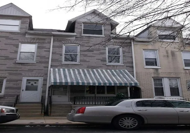 1405 N 10th St photo 1