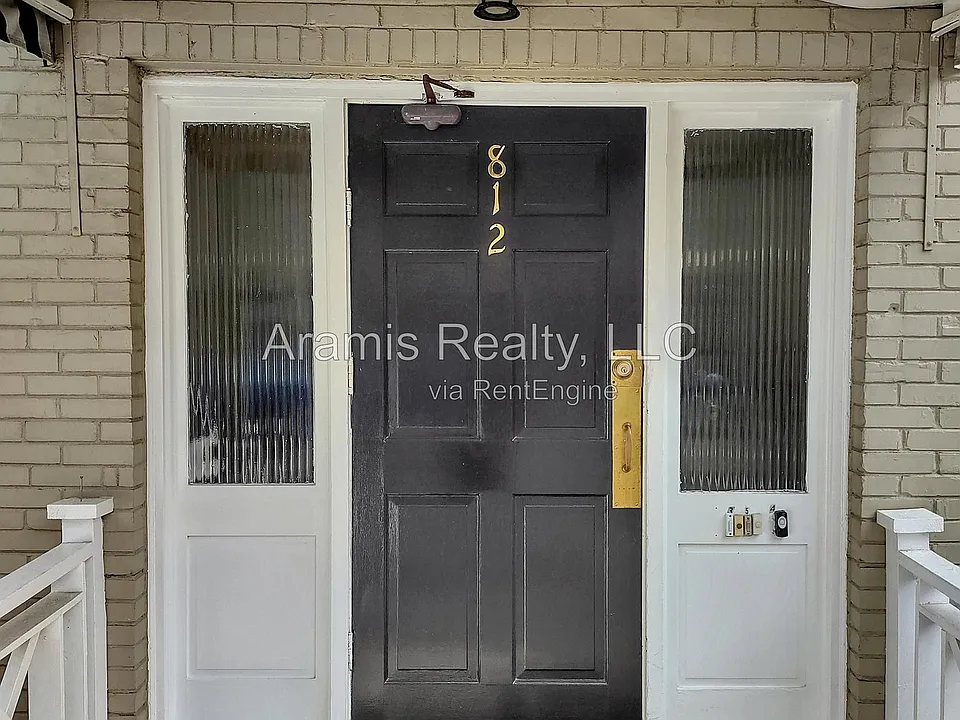 812 Piedmont Ave NE