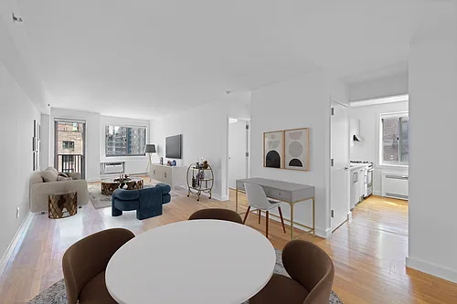 101 W 15th St #609 Photo 1