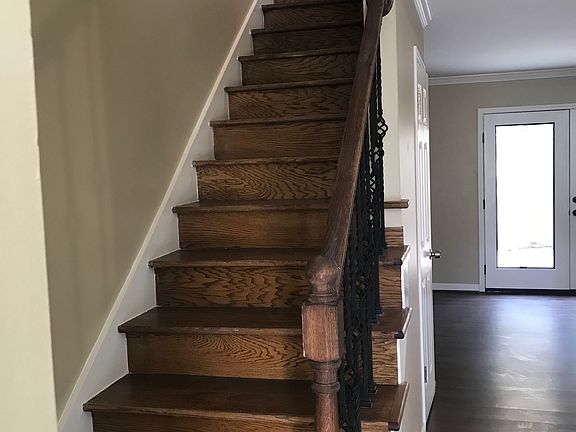 5th image of 3616 Montclair Rd