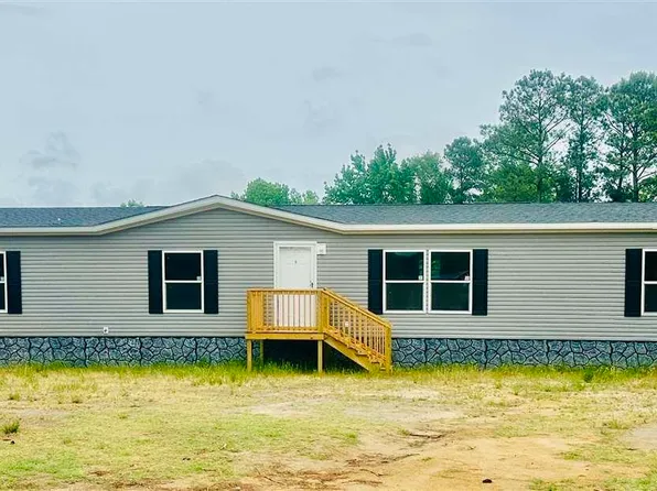 788 Hough St, Mount Croghan, SC 29727