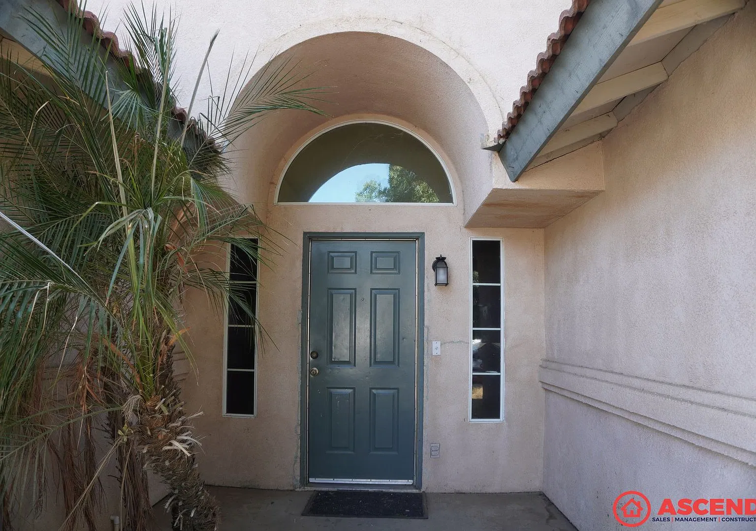 Spacious 4BD/2BA Home in Arvin, Dogs Welcome and Move-In Ready! — Photo 2