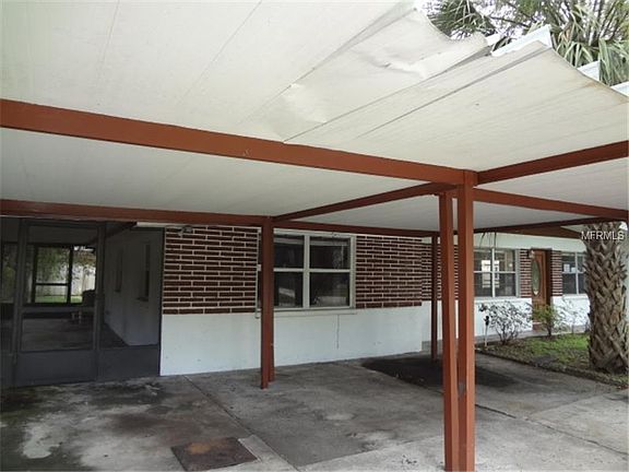 3rd image of 7610 Sharon Dr
