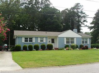 5517 Whirlaway Rd, Virginia Beach, VA 23462