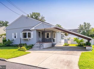 192 S Roosevelt Ct, Thorofare, NJ 08086