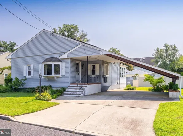 192 S Roosevelt Ct, Thorofare, NJ 08086