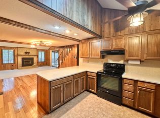 261 Mild Winter Rd, Hedgesville, WV 25427