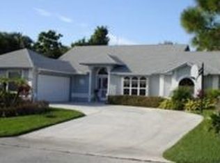 2270 SE Country Club Ln, Stuart, FL 34996