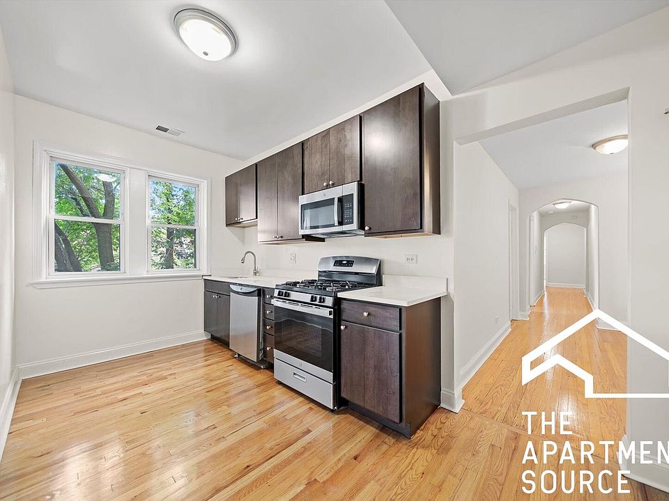 1st image of 3428 W Parker Ave APT 2