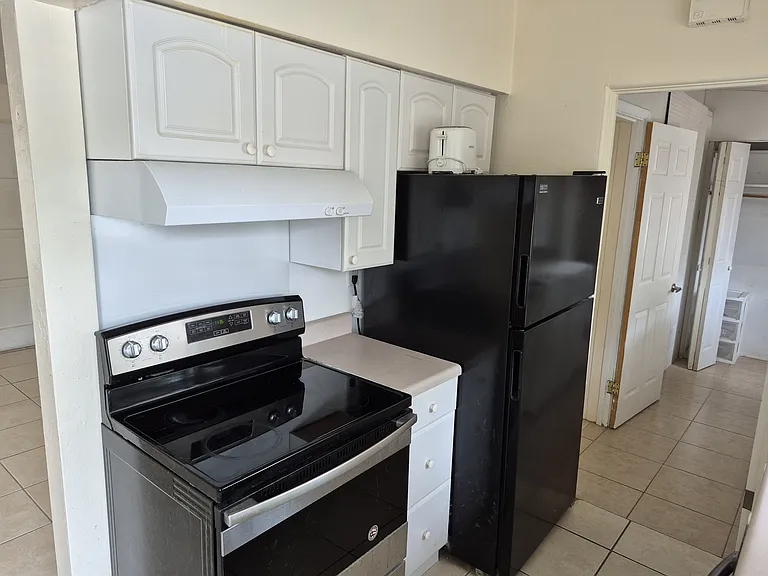 7100 58th St N #A — Photo 5